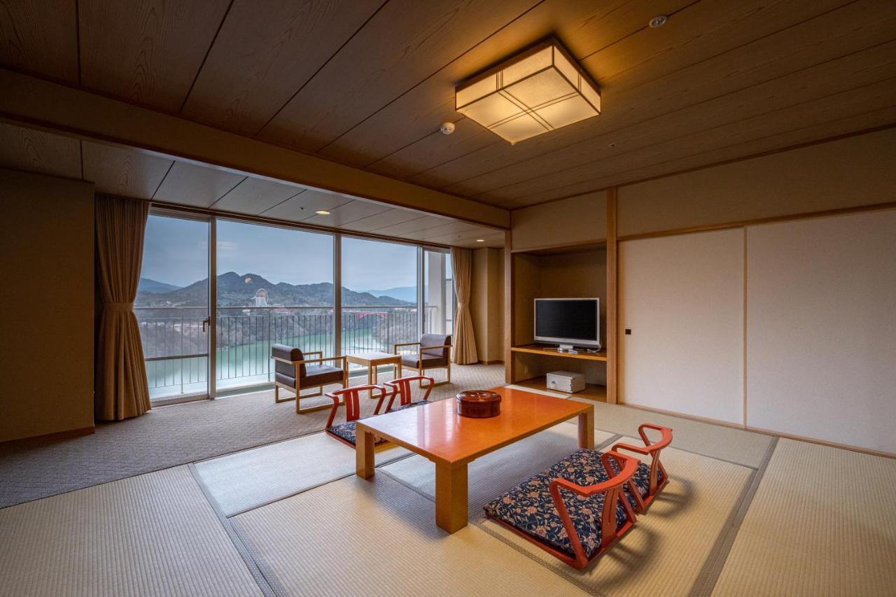 Enakyo Onsen Hotel Yuzuriha Ngoại thất bức ảnh
